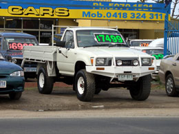 Awesome Toyota truck on the way to Flinders