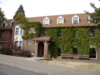 Phi Kappa Tau house